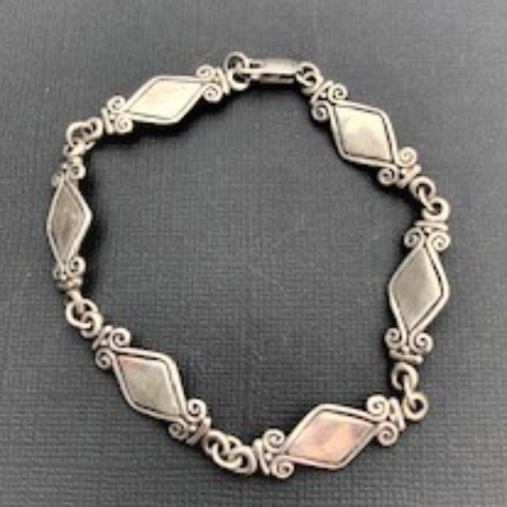 ⬇️Hand Crafted Genuine Silver Bracelet - Picture 2 of 6